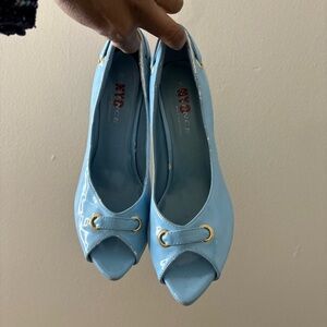 NYC ESSENCES Light Blue Patent Peep-Toe Pumps